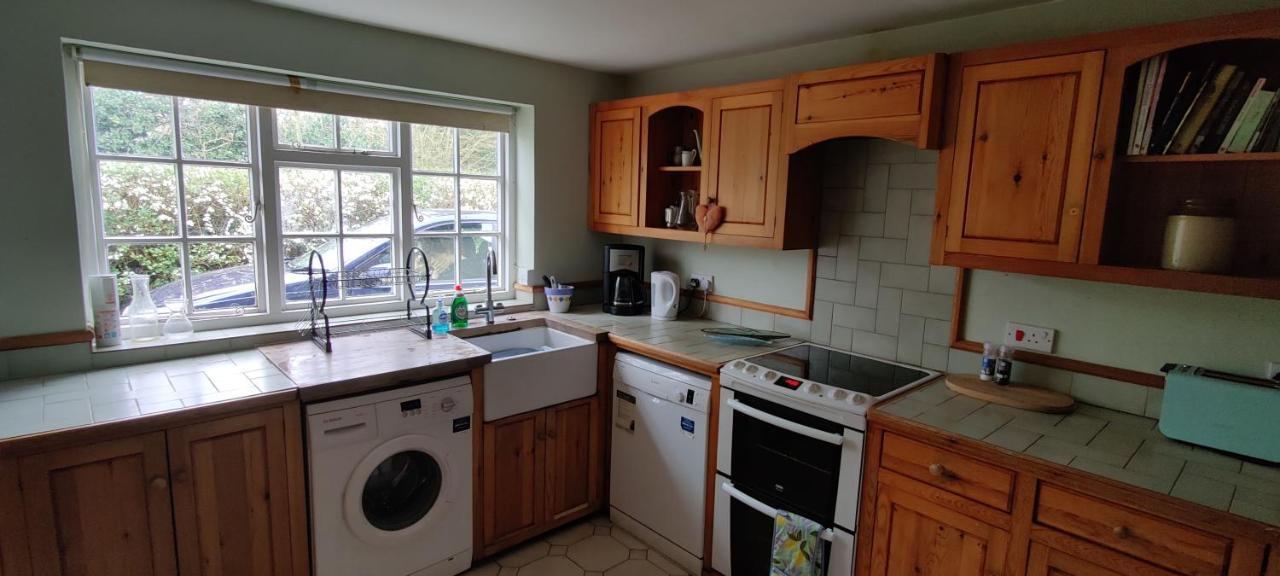 Burnt House Cottage Barking  المظهر الخارجي الصورة